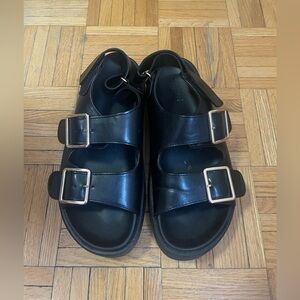 Black Sandals with Buckle Straps